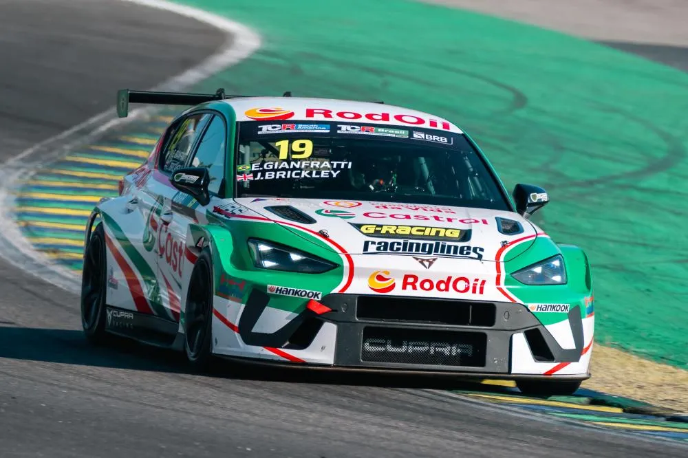 Reis e Fraga vencem o Super Challenge Interlagos em prova estratégica da TCR Brasil